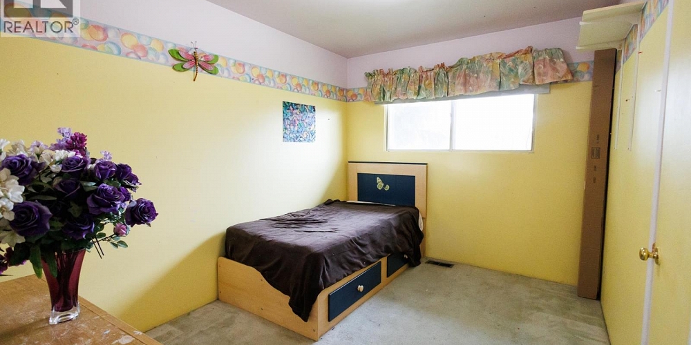 4732 LOEN AVENUE Terrace Photo 12 4732 LOEN AVENUE Terrace Photo 12